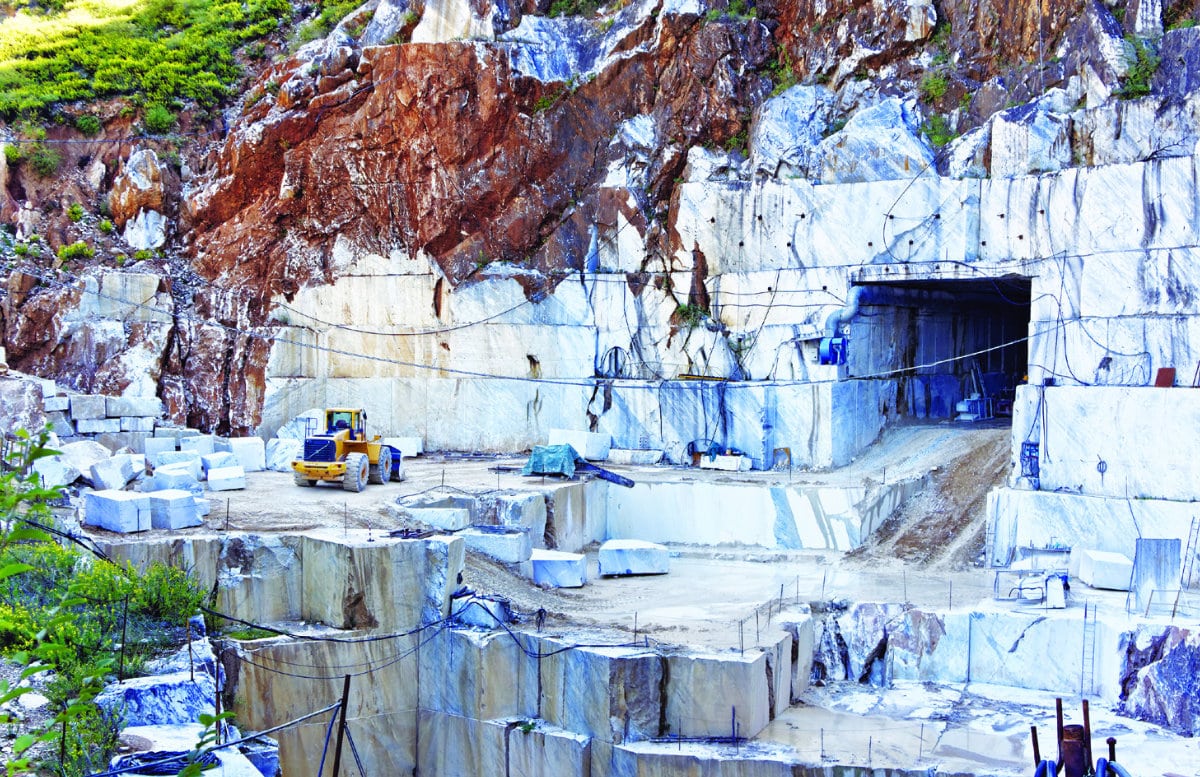 Marble mined at a quarry in Thassos, Greece, is one of its most impressive features of the floor of the Grand Mosque in Makkah. (Shutterstock)